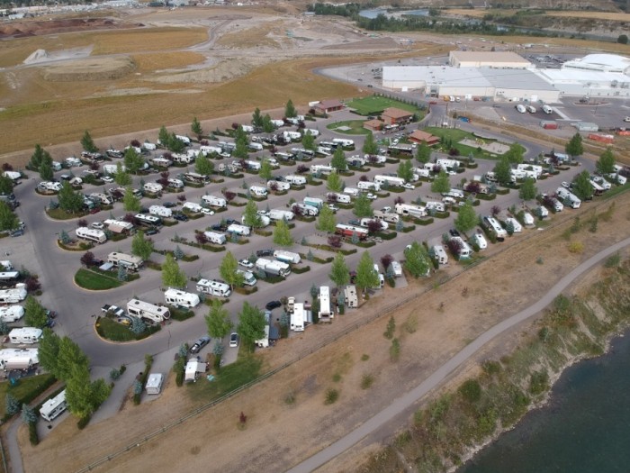 Bow RiversEdge Campground, Cochrane, Alberta Photos RV Park Reviews